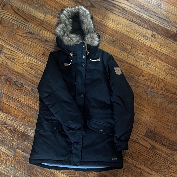Fjallraven Women's Singi Down Jacket - Picture 1 of 9
